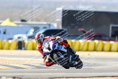 media/Feb-12-2022-SoCal Trackdays (Sat) [[3b21b94a56]]/Turn 2 (1045am)/